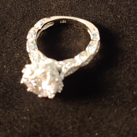 NWOT CZ 925 engagement ring and band size 5 - Picture 5 of 9